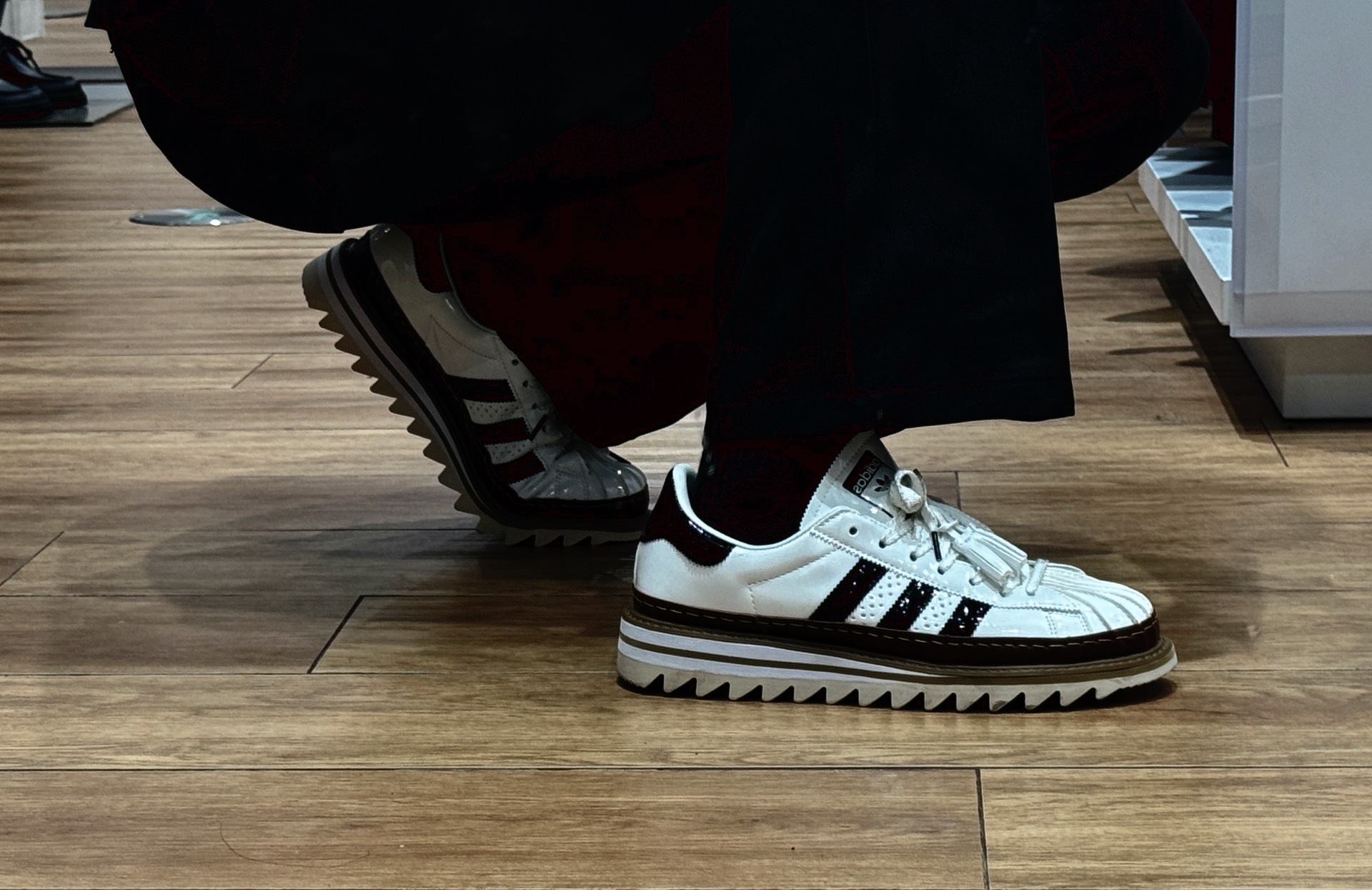 【콜라보 히트 상품】CLOT x 아디다스 오리지널 슈퍼스타 IH3132 photo review