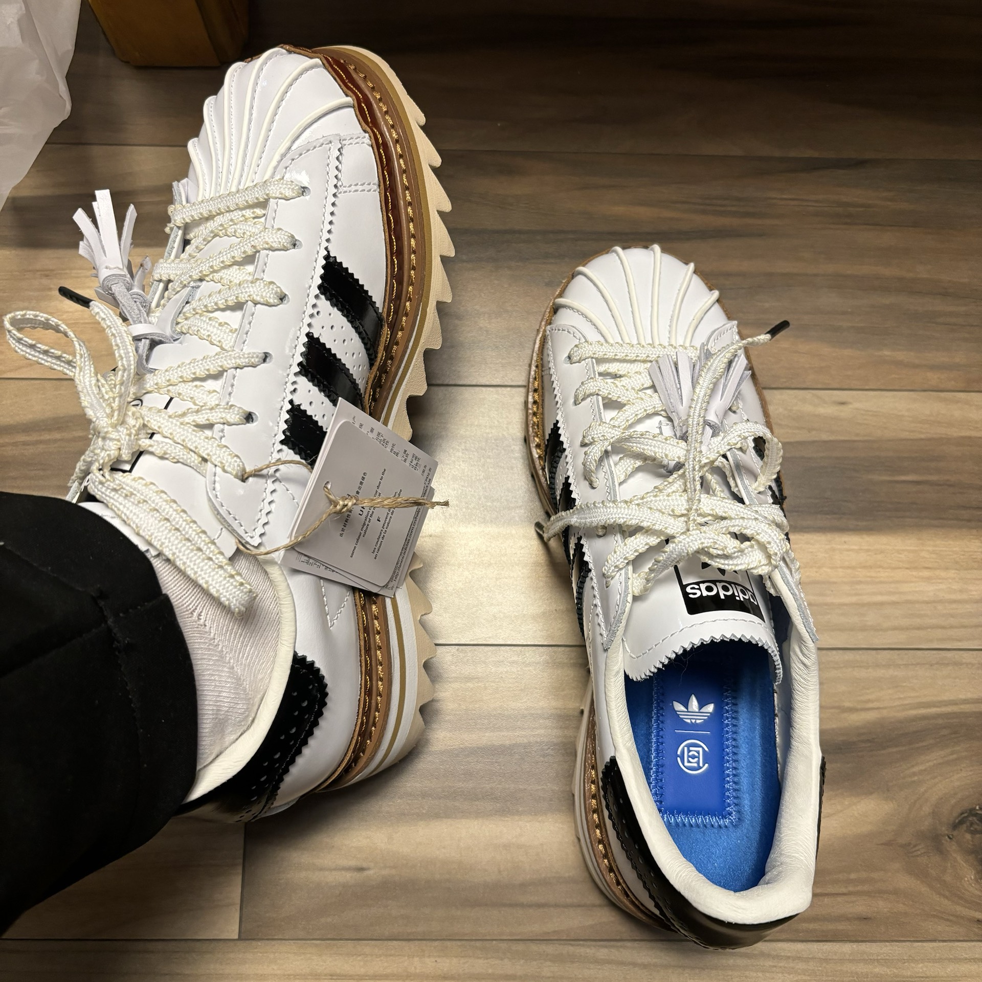 【콜라보 히트 상품】CLOT x 아디다스 오리지널 슈퍼스타 IH3132 photo review