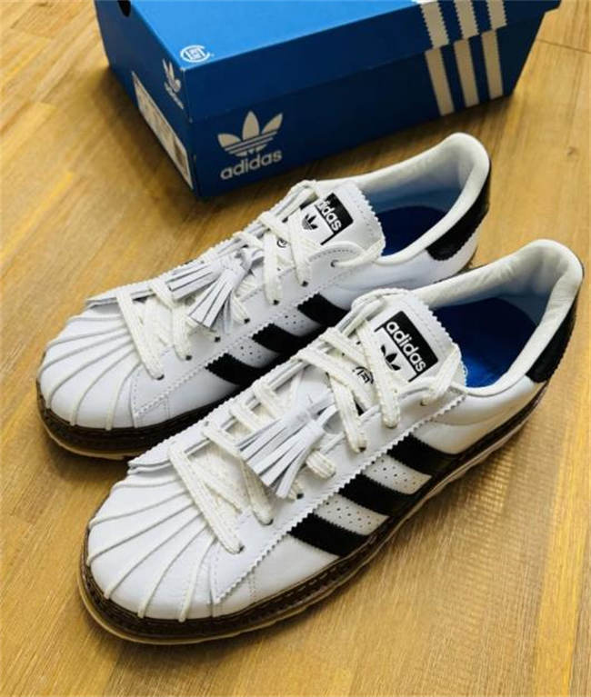 【콜라보 히트 상품】CLOT x 아디다스 오리지널 슈퍼스타 IH3132 photo review