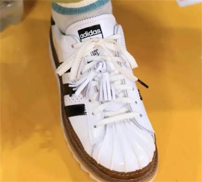 【콜라보 히트 상품】CLOT x 아디다스 오리지널 슈퍼스타 IH3132 photo review