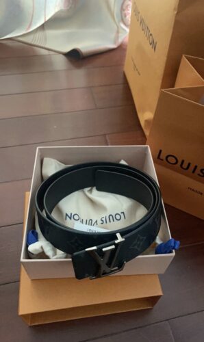 루이비통 LV 이니셜 35mm 리버서블 벨트 M0450 양면 착용 가능 남성 가죽 벨트 photo review